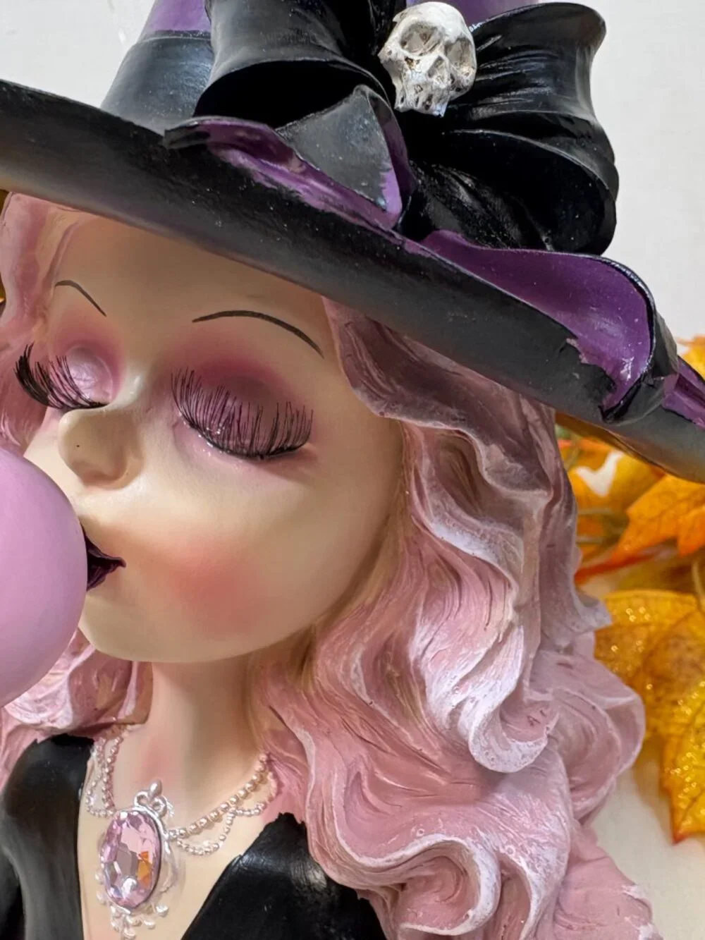 Halloween Chic Witch Blowing Bubble Gum Wearing Skull & Bow Statue New Decor New
